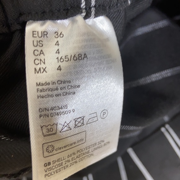 H&M Divided  Shorts - Picture 5 of 10